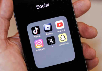 Google đe dọa sẽ kiện Úc vì lệnh cấm YouTube