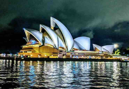 Úc đón 696.000 khách quốc tế: Vượt kỷ lục trước đại dịch